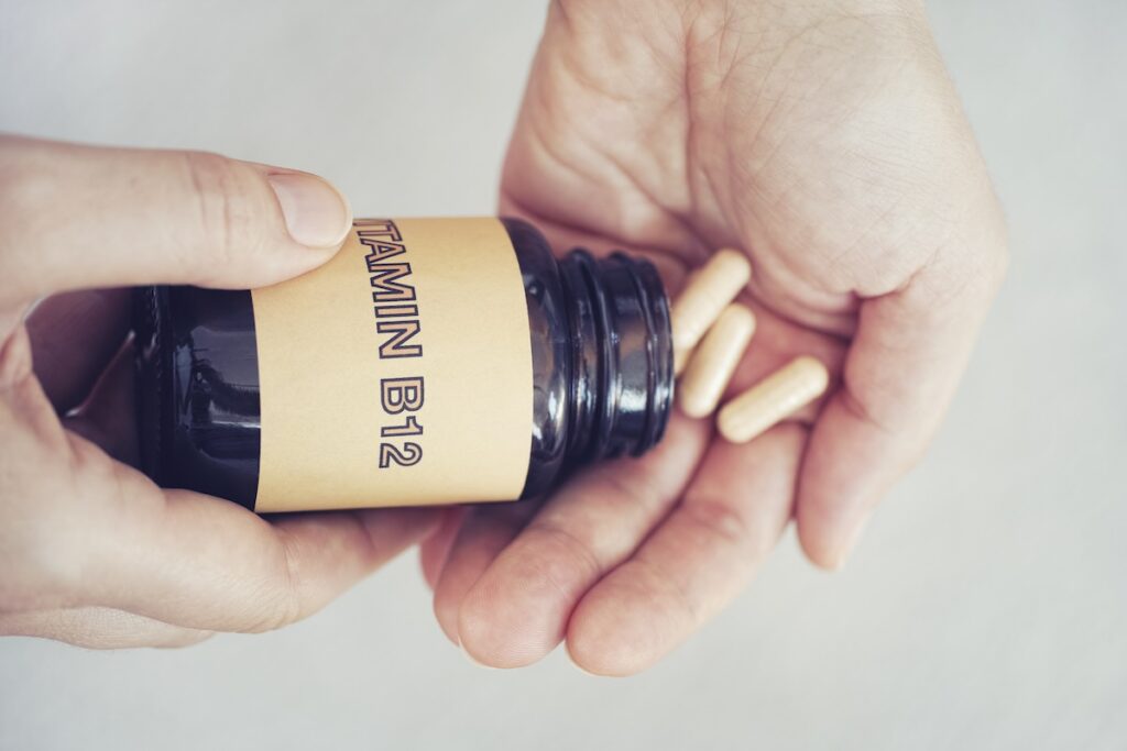 vitamin b12 supplements can help with muscle growth