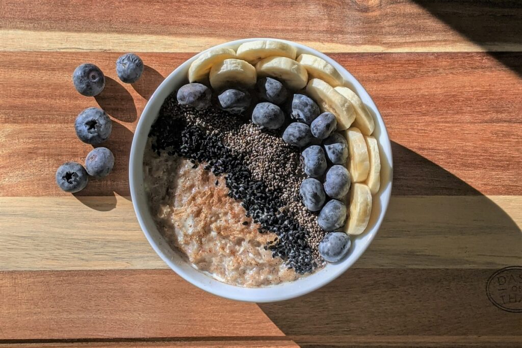 oats and chia seeds provide nutrients for healthy aging