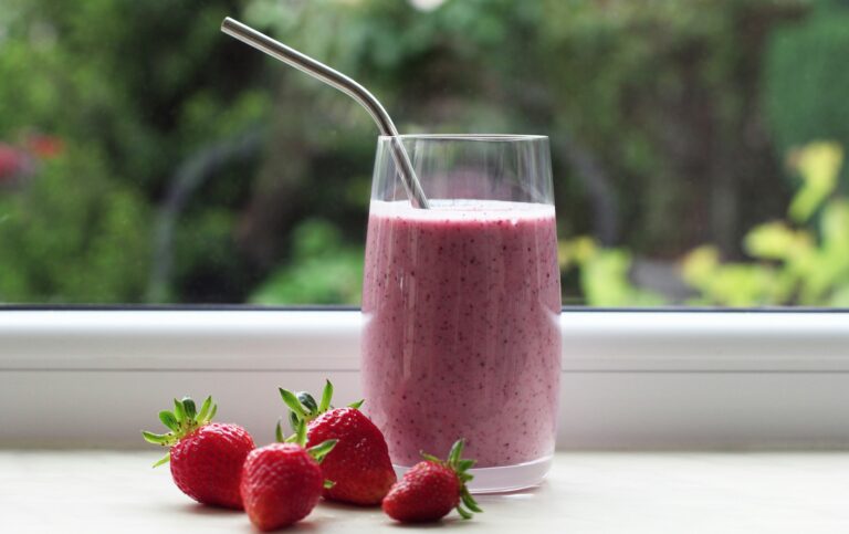 how to drink protein without powder includes drinking a protein milkshake with berries
