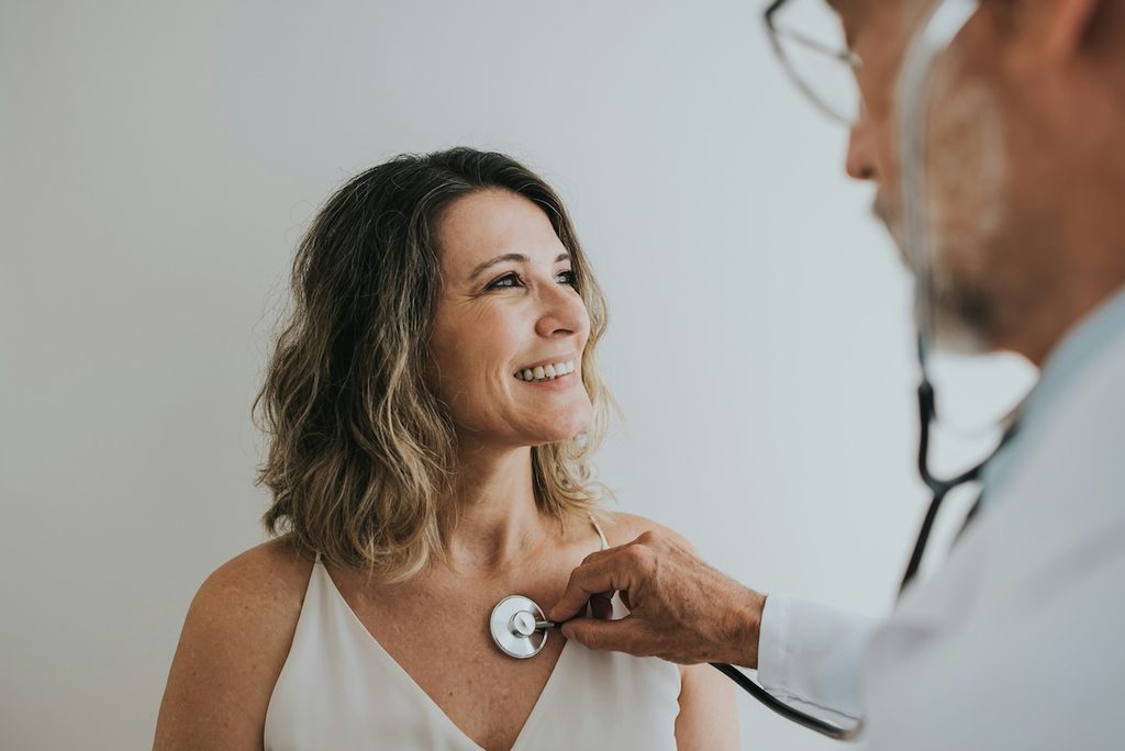 a woman gets a six year follow-up to see if her cardiovascular risk is elevated because of xylitol